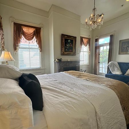 Bed and Breakfast Amethyst Garden Savannah Exterior foto
