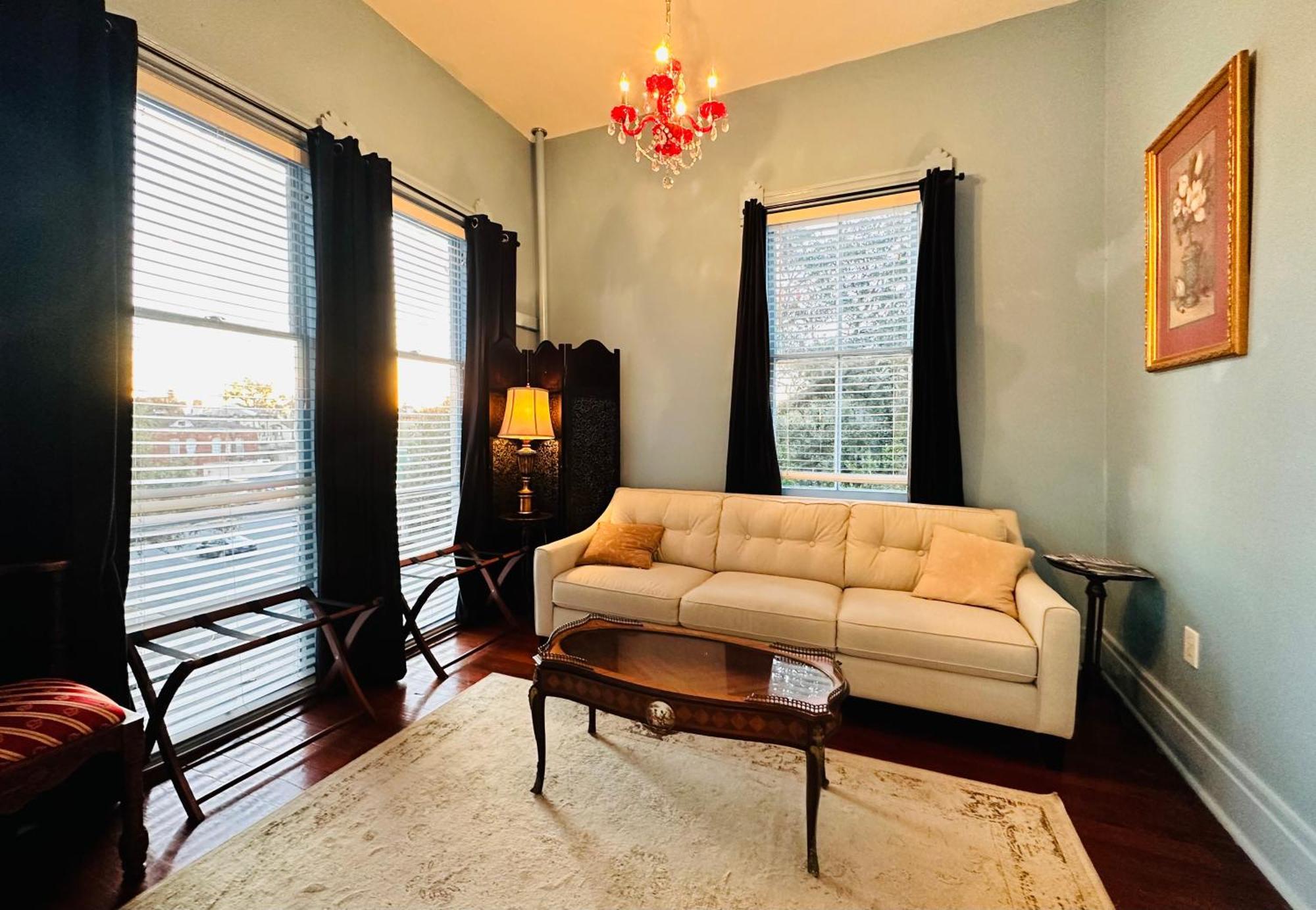 Bed and Breakfast Amethyst Garden Savannah Exterior foto