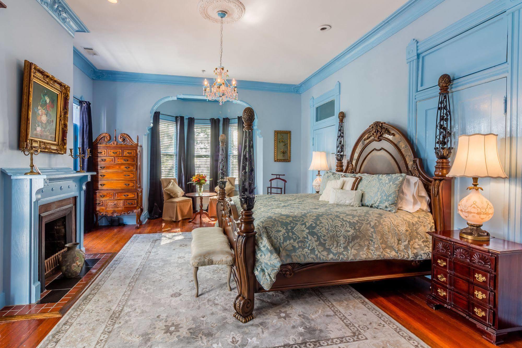 Bed and Breakfast Amethyst Garden Savannah Exterior foto